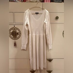 Kensie Cream Long Sleeve V-Neck Knit Midi Dress